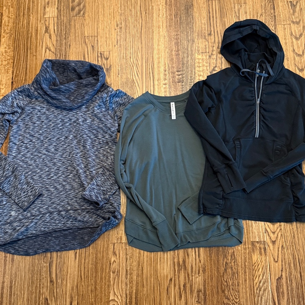 Athleta long sleeve athleisure bundle - size small